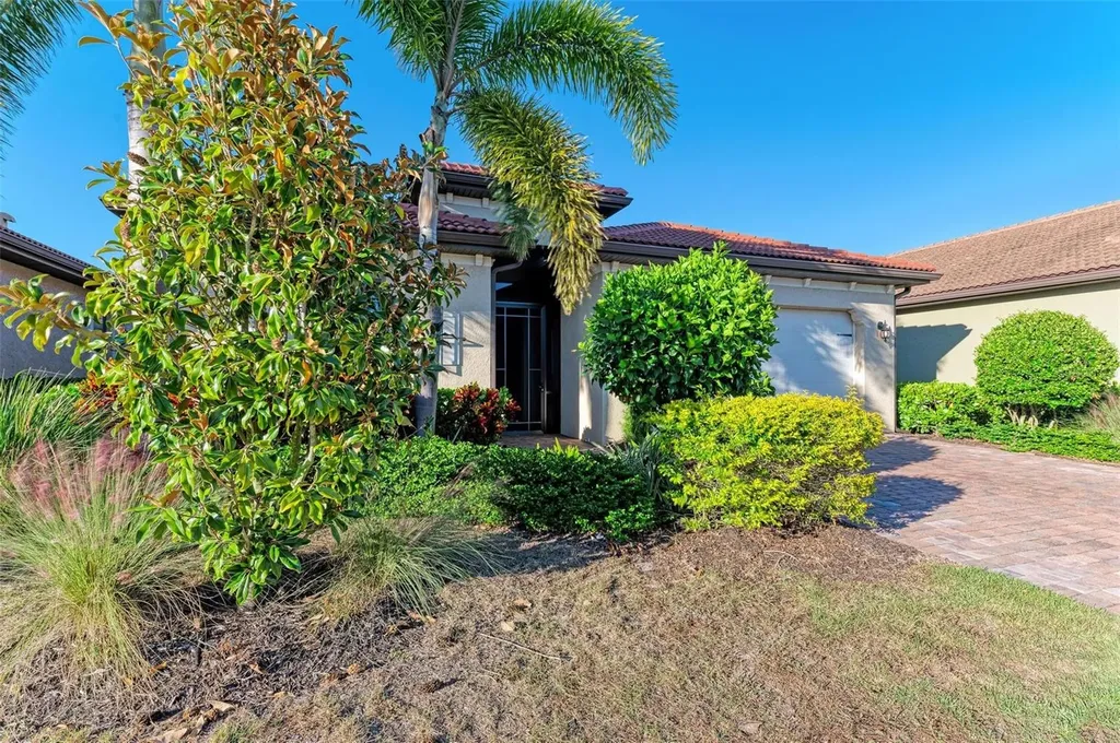 228 Maraviya Boulevard Nokomis FL 34275