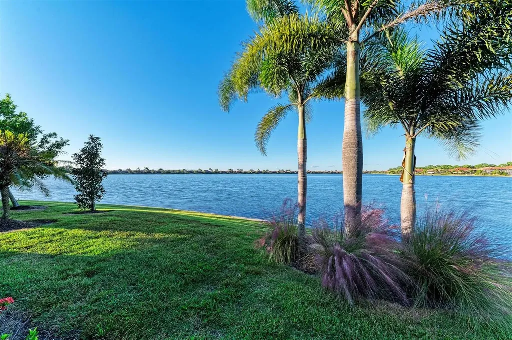 228 Maraviya Boulevard Nokomis FL 34275