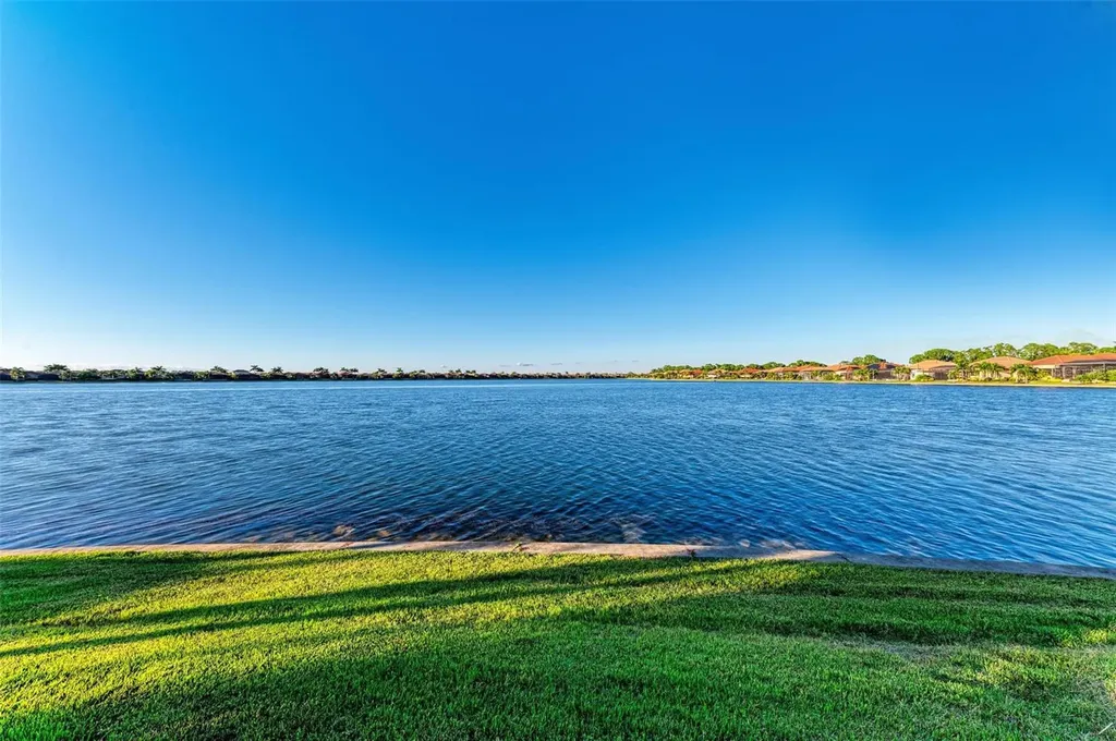 228 Maraviya Boulevard Nokomis FL 34275
