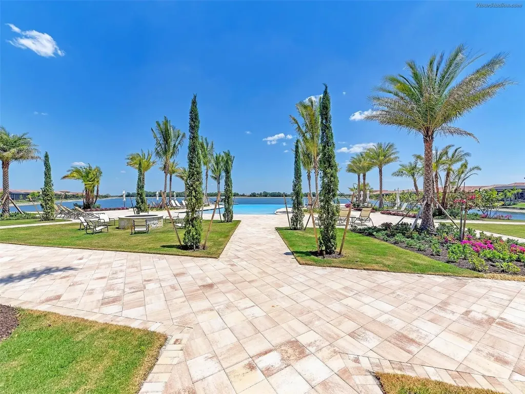 228 Maraviya Boulevard Nokomis FL 34275