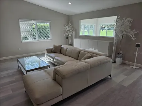 3503 Avenida Madera Bradenton FL 34210