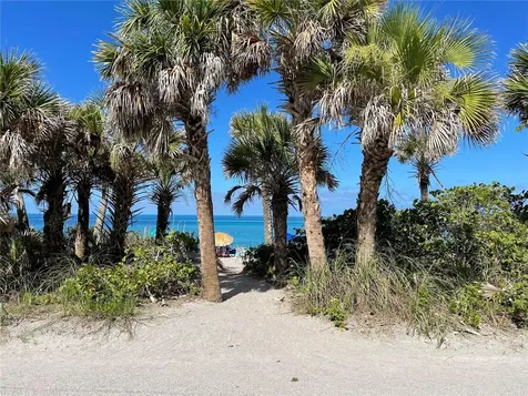 425 Cerromar Terrace Venice FL 34293