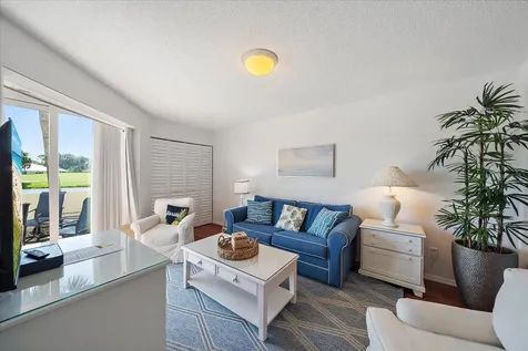 425 Cerromar Terrace Venice FL 34293