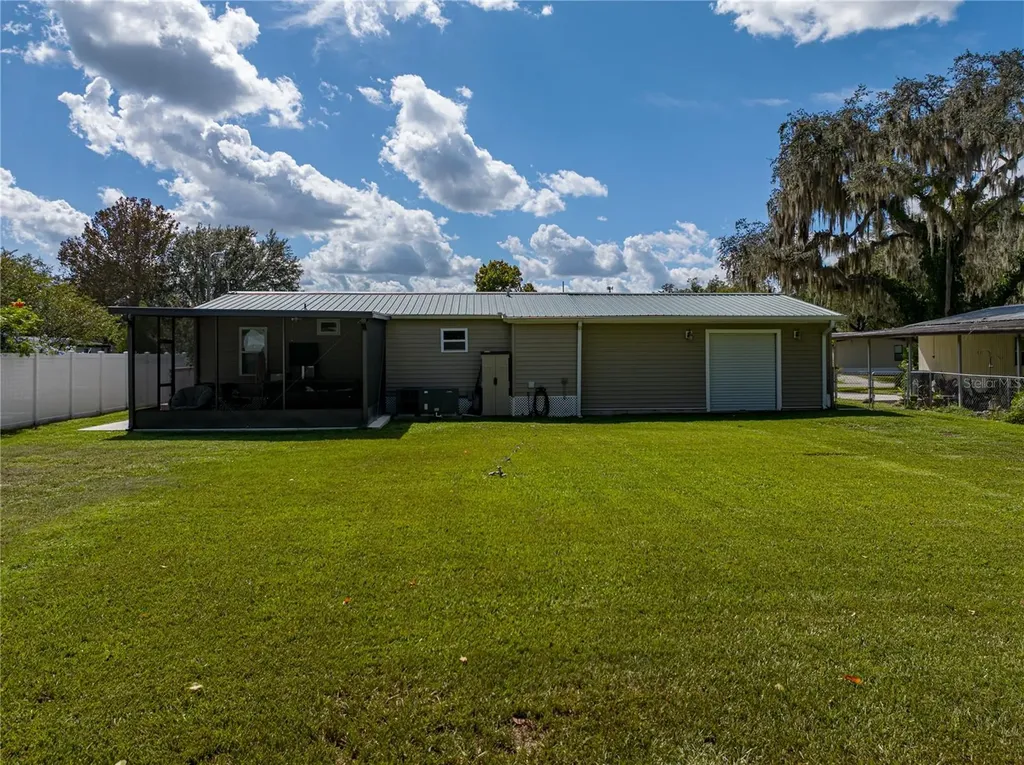 4943 Rollinglen Loop E Lakeland FL 33810