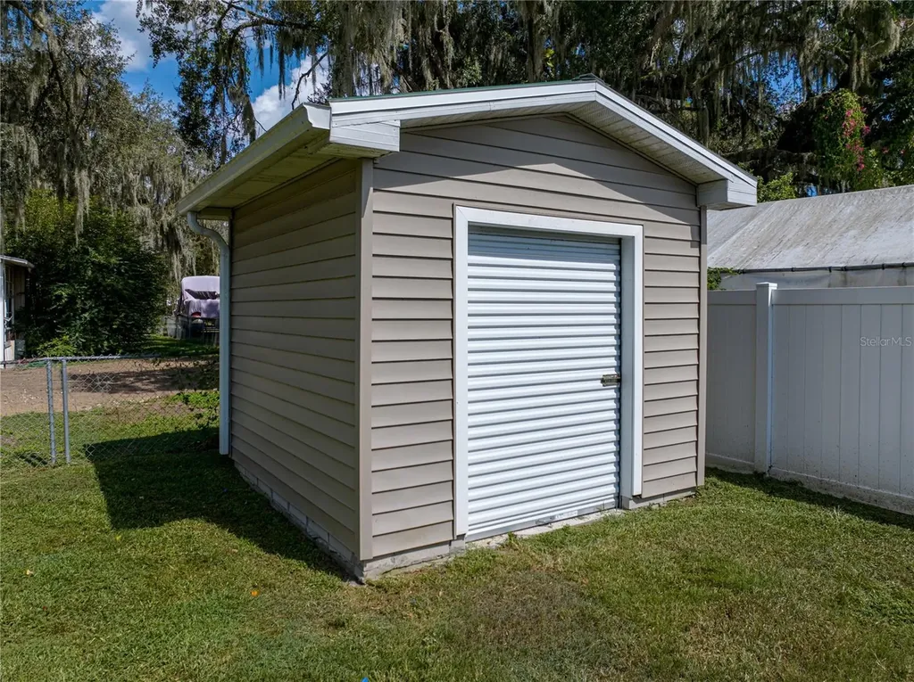 4943 Rollinglen Loop E Lakeland FL 33810
