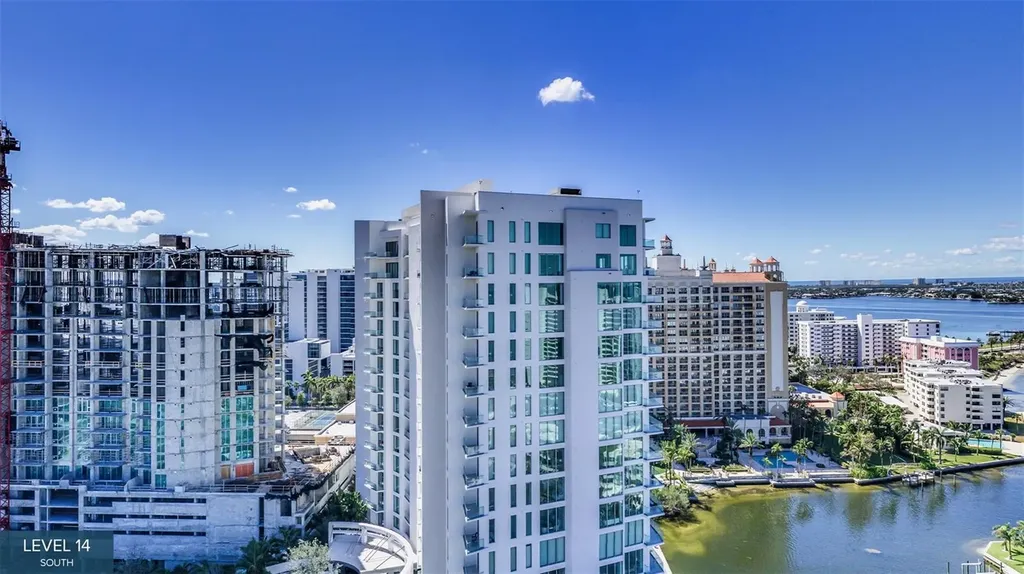 555 Quay Common Sarasota FL 34236