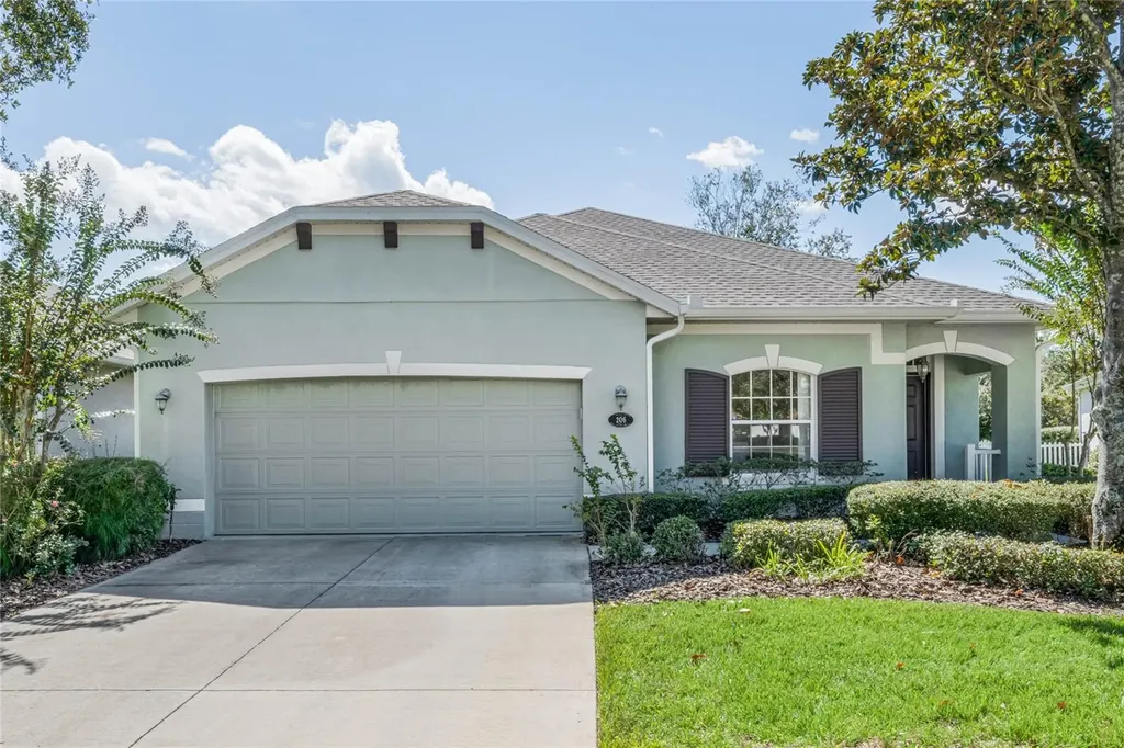206 Stonington Way Deland FL 32724