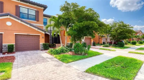 20215 Lagente Circle Venice FL 34293