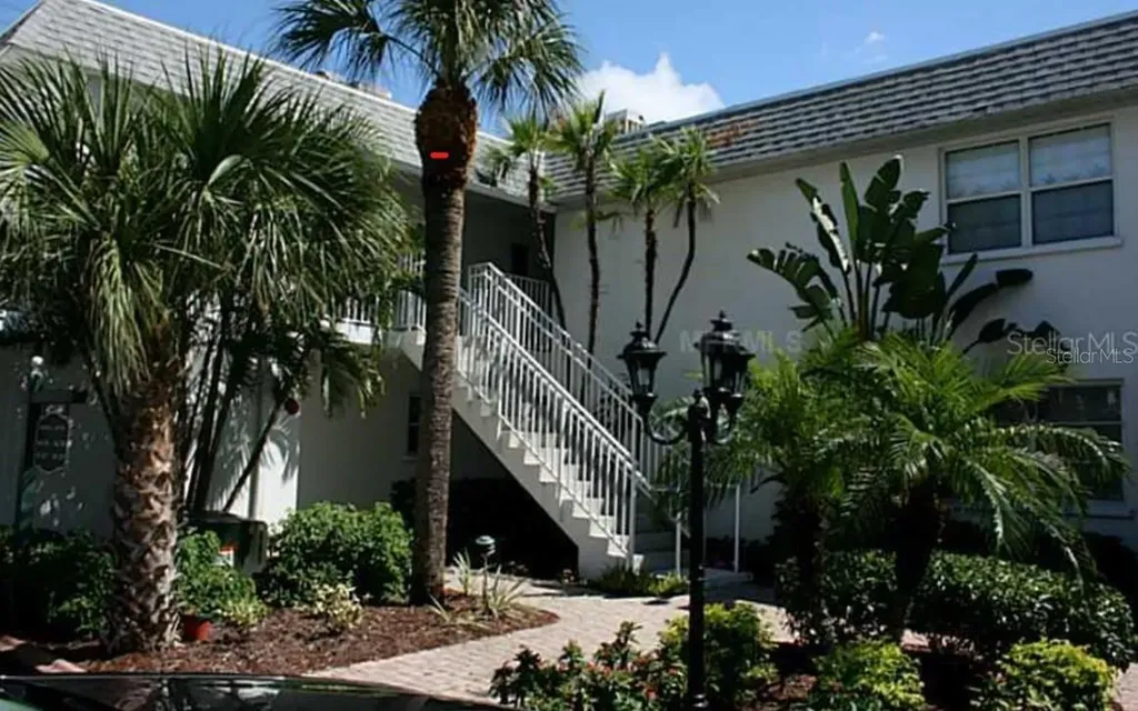 333 The Esplanade N Venice FL 34285