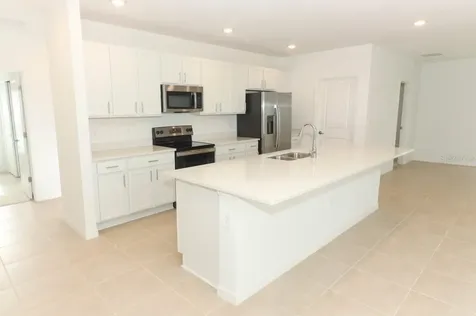 160 Citrine Loop Kissimmee FL 34758