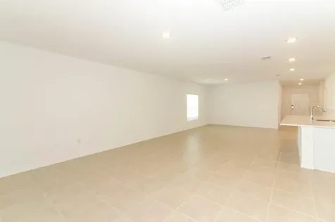 160 Citrine Loop Kissimmee FL 34758