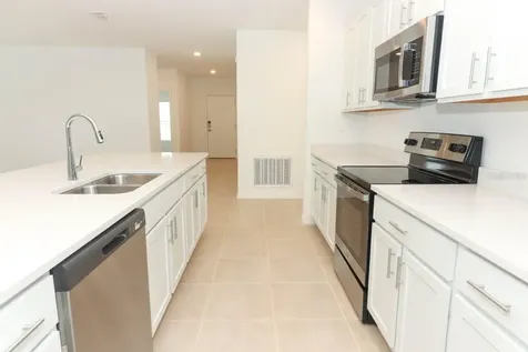 160 Citrine Loop Kissimmee FL 34758