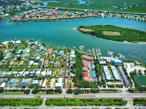 102 Desoto Drive New Smyrna Beach FL 32169