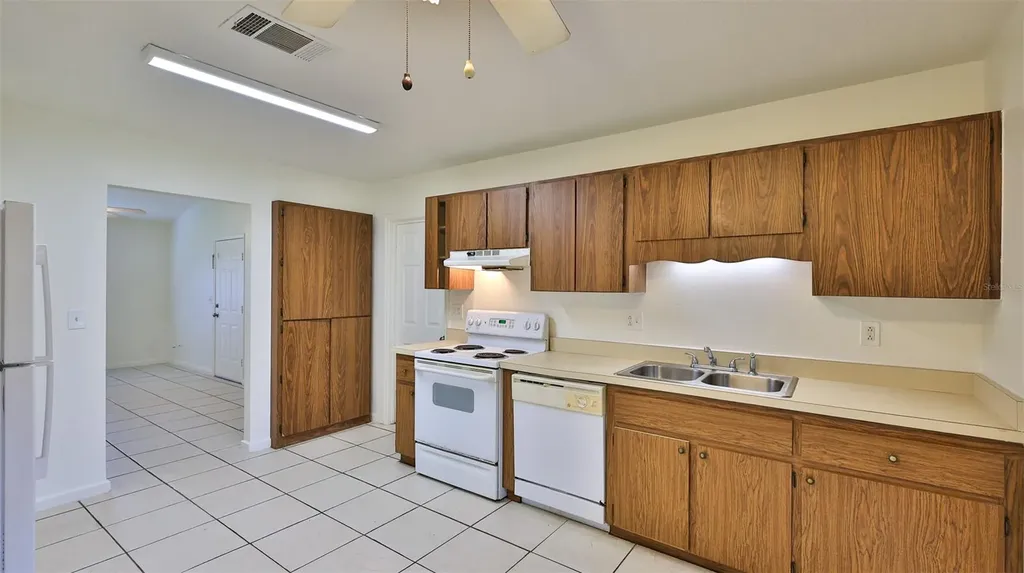 2801 Nordman Avenue New Smyrna Beach FL 32168