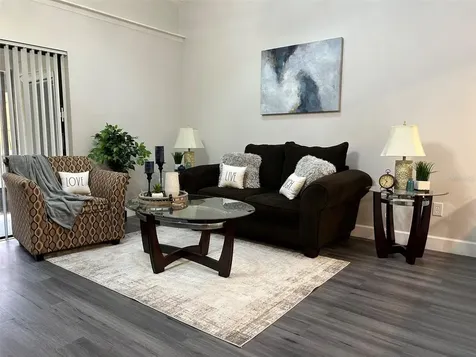 2832 Hunt Club Lane Orlando FL 32826