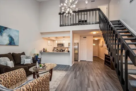 2832 Hunt Club Lane Orlando FL 32826