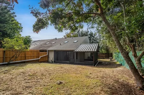 2832 Hunt Club Lane Orlando FL 32826
