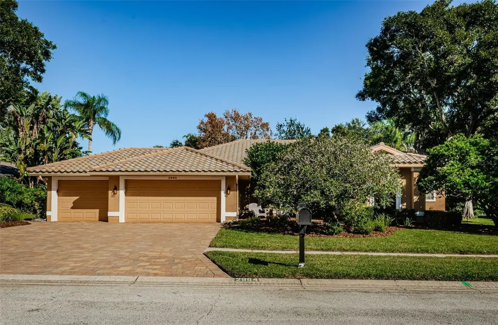 2964 Hillcreek Circle N Clearwater FL 33759