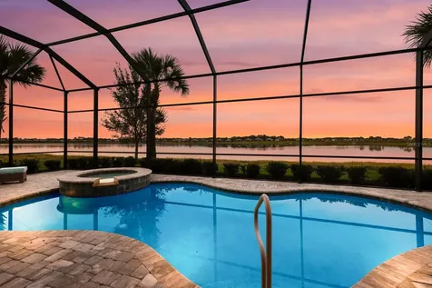 7908 Grande Shores Drive Sarasota FL 34240