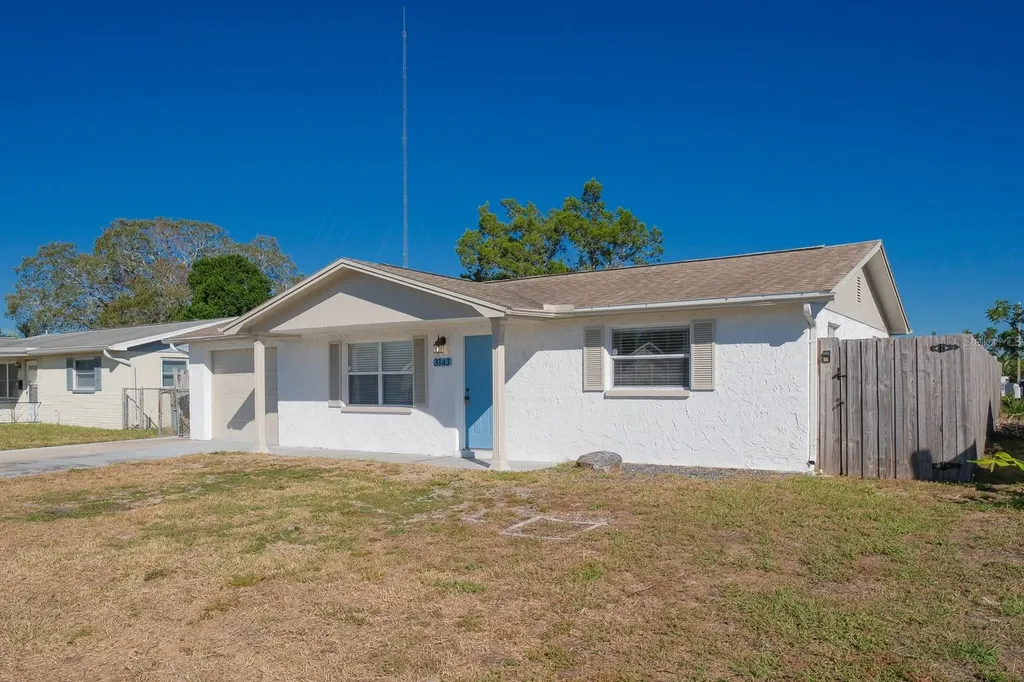 3143 Holiday Lake Drive Holiday FL 34691