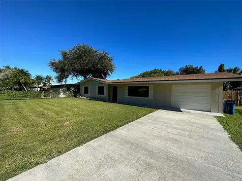 2560 Clinton Drive NE Palm Bay FL 32905