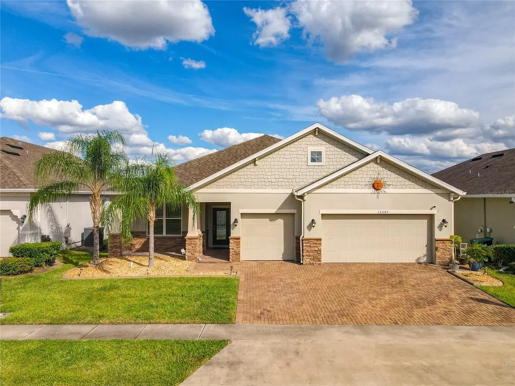 12087 Stone Bark Trail Orlando FL 32824