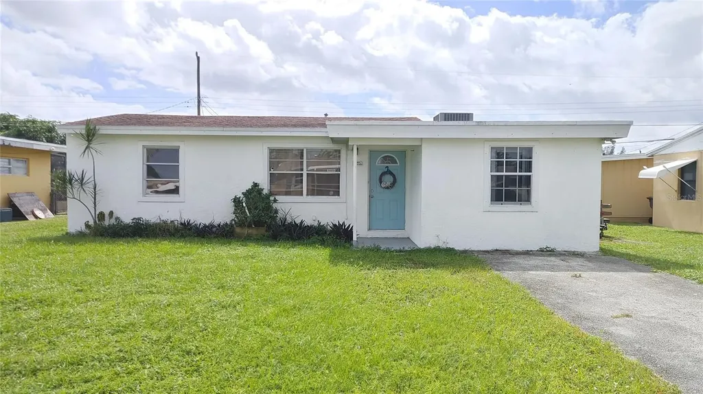 3113 Scanlan Avenue Lake Worth FL 33461