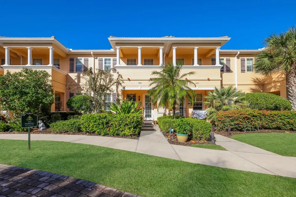 3726 82nd Avenue Circle E Sarasota FL 34243