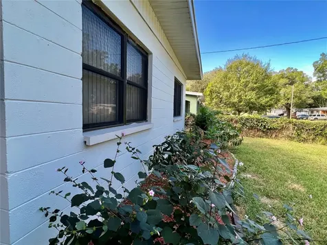 2011 E Clinton Street Tampa FL 33610