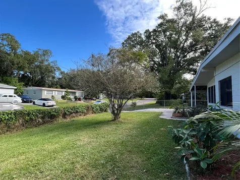 2011 E Clinton Street Tampa FL 33610