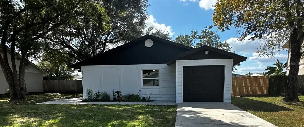 4823 Wildflower Drive Lakeland FL 33811