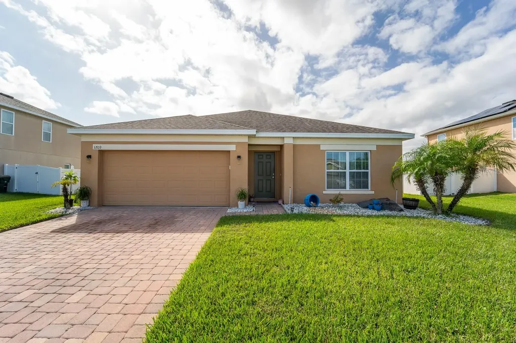 3709 Brambly Avenue Saint Cloud FL 34772