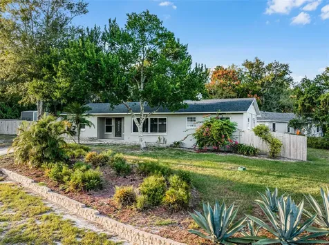 130 Sunrise Boulevard Debary FL 32713