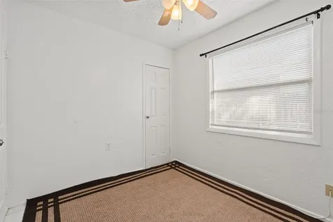 2827 36th Avenue N St Petersburg FL 33713