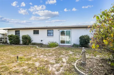 9035 Hunt Club Lane Port Richey FL 34668