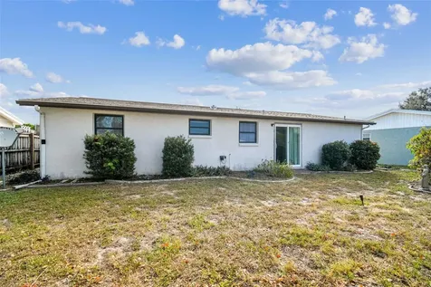 9035 Hunt Club Lane Port Richey FL 34668
