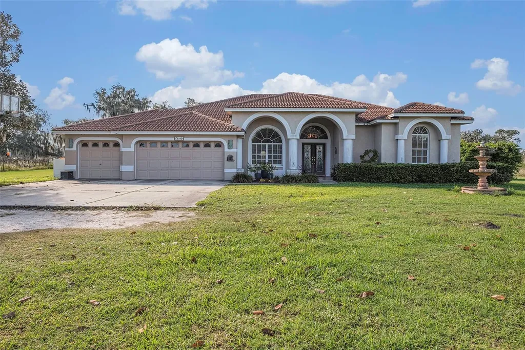 331 Lewis Road Lithia FL 33547