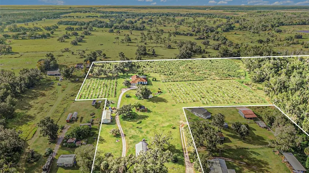 331 Lewis Road Lithia FL 33547