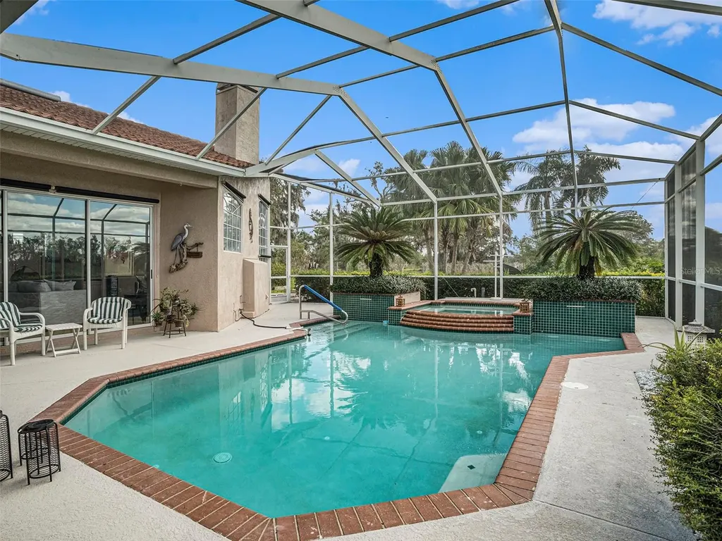 331 Lewis Road Lithia FL 33547