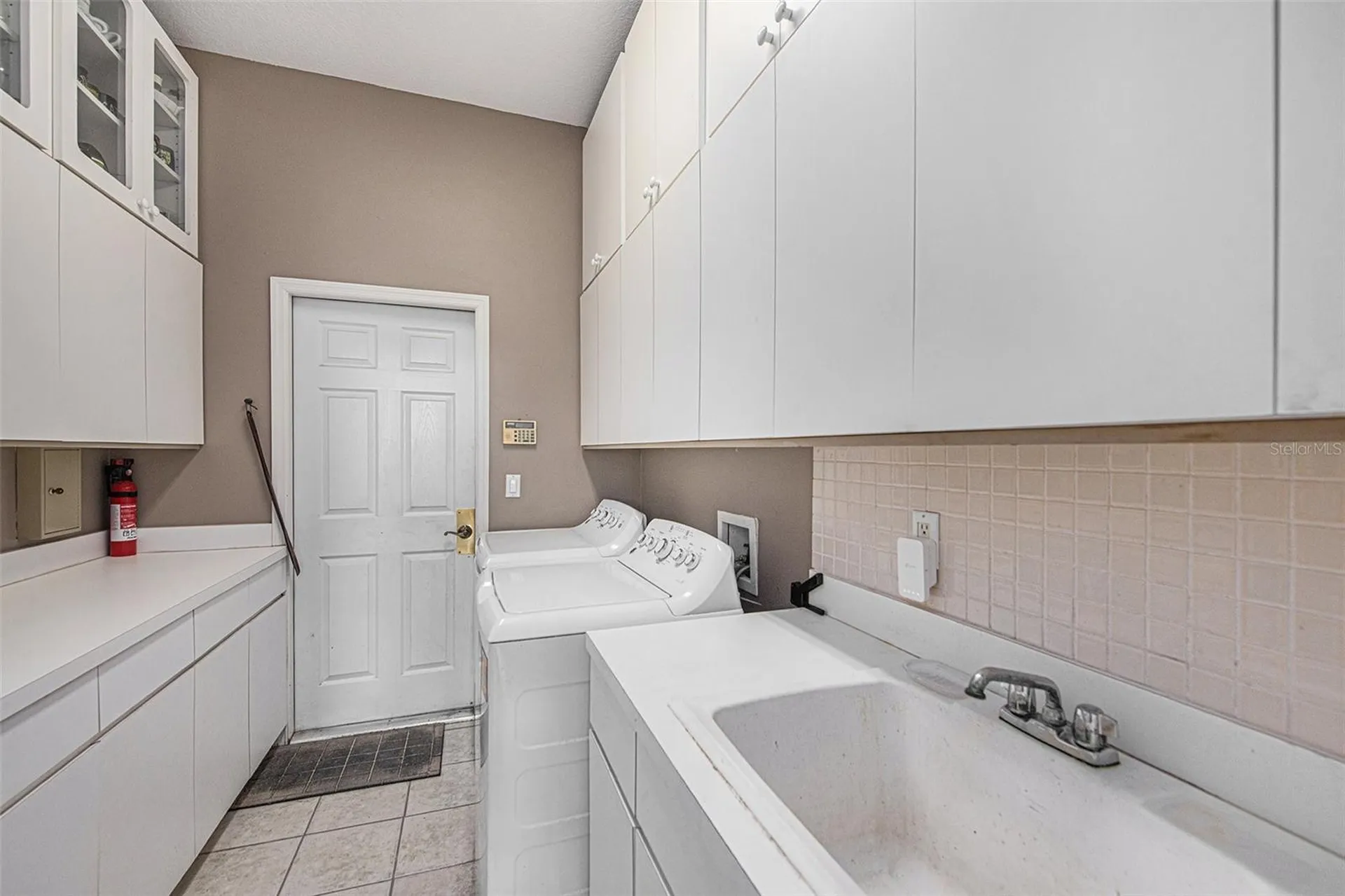 331 Lewis Road Lithia FL 33547