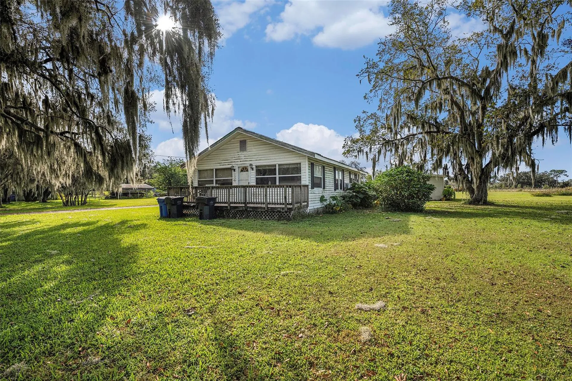 331 Lewis Road Lithia FL 33547