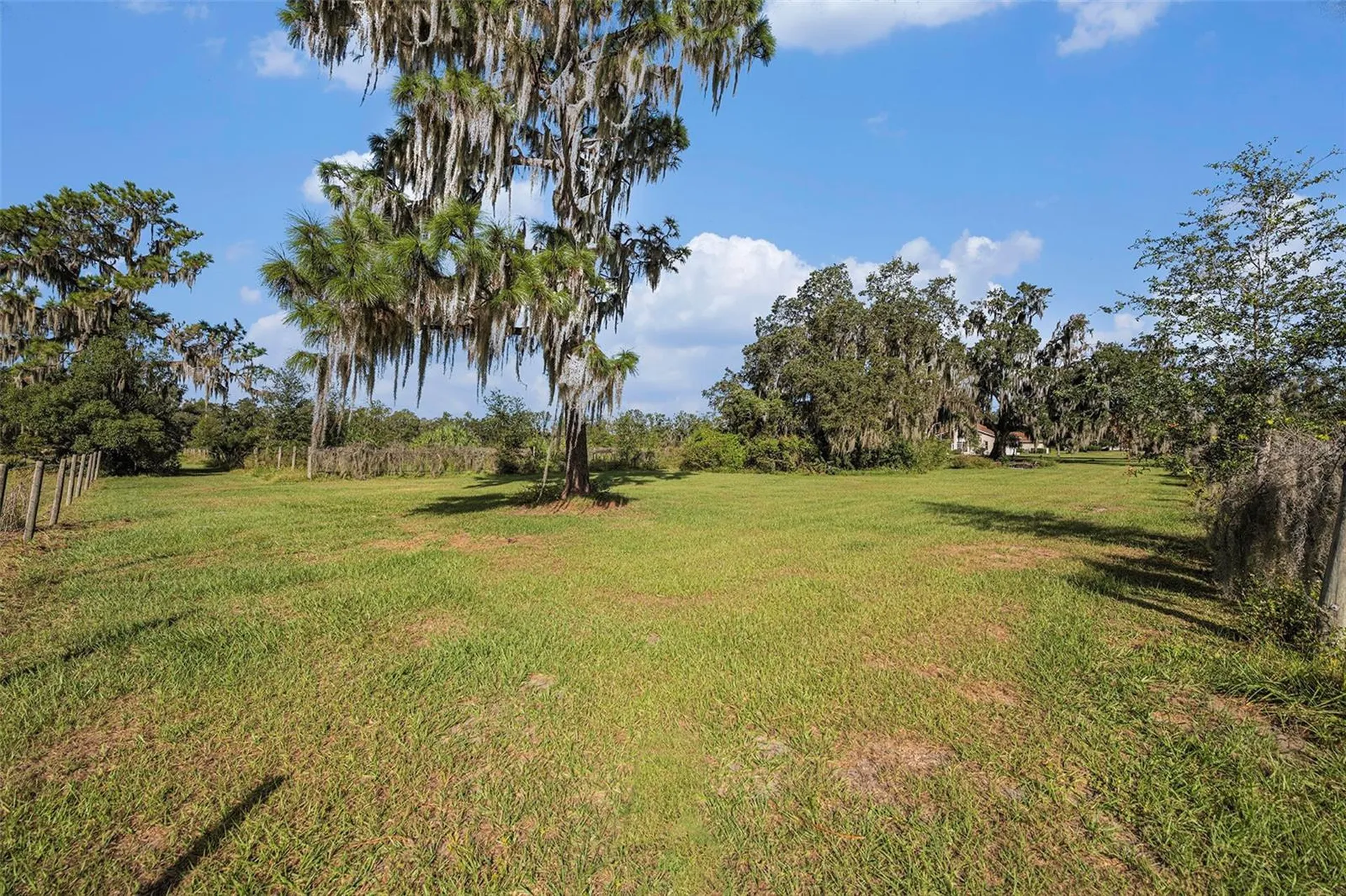 331 Lewis Road Lithia FL 33547