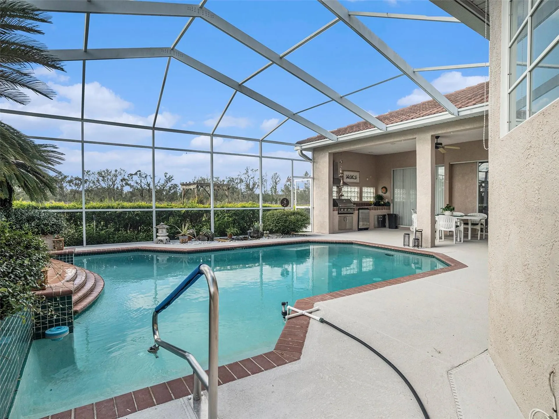 331 Lewis Road Lithia FL 33547