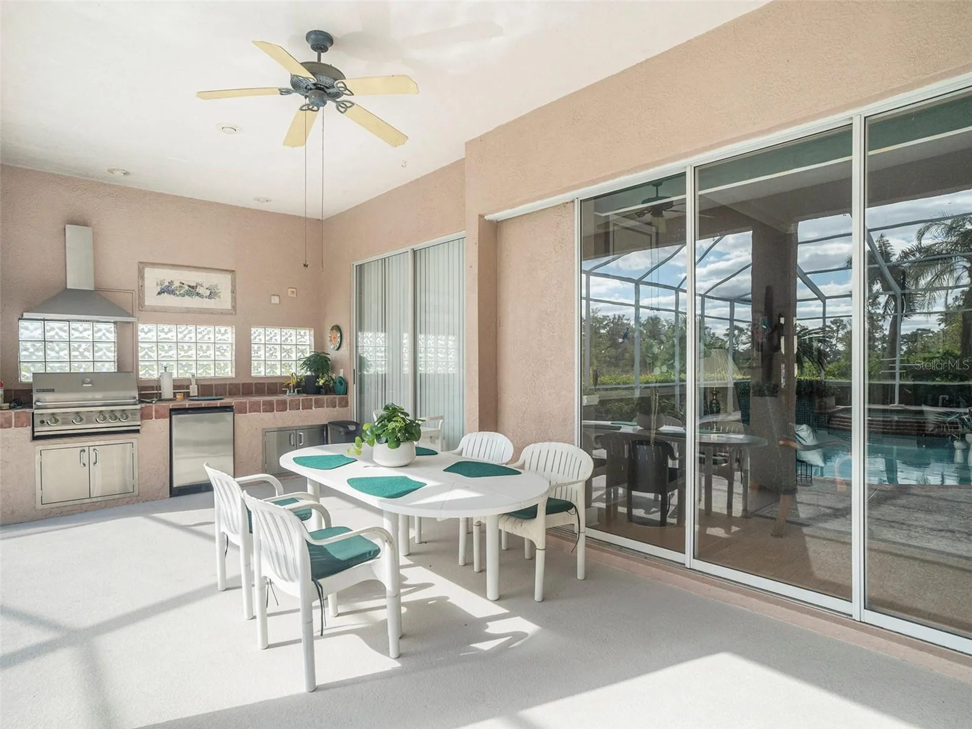 331 Lewis Road Lithia FL 33547