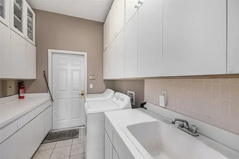 331 Lewis Road Lithia FL 33547