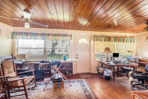 331 Lewis Road Lithia FL 33547