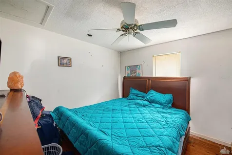 331 Lewis Road Lithia FL 33547