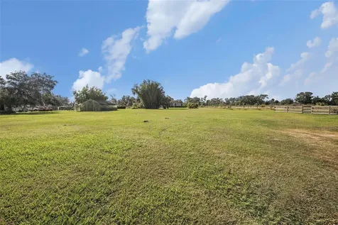 331 Lewis Road Lithia FL 33547