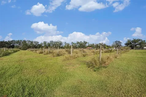 331 Lewis Road Lithia FL 33547