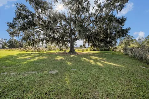331 Lewis Road Lithia FL 33547